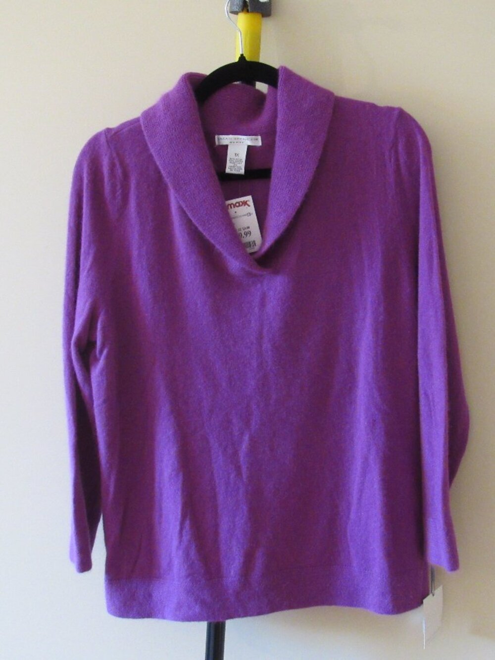 Ladies Sweater, Size 1X, Fushia